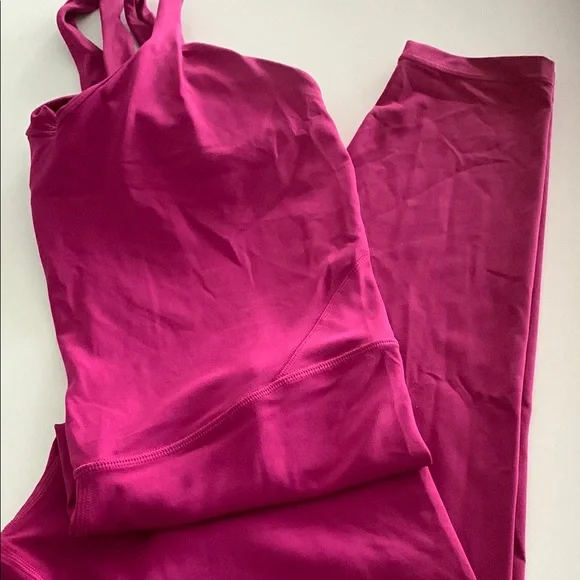 Lulu lemon magenta workout Onsie jumpsuit size L - Picture 3 of 8